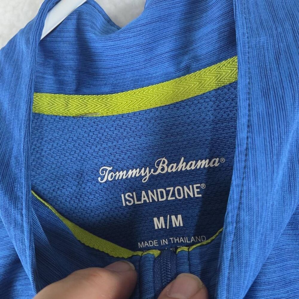 Tommy Bahama Men's Delray IslandZone 1/4 Zip Performance Sweatshirt‎ Blue Medium - Picture 3 of 7
